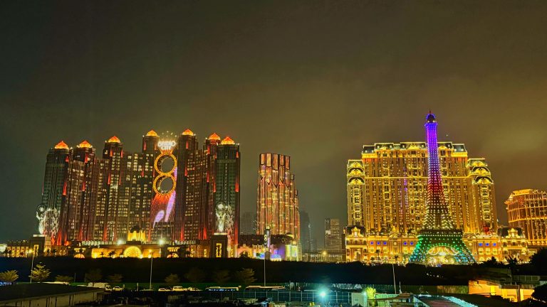 新濠影汇 巴黎人 新濠影汇